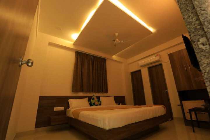 Room 16 of 26