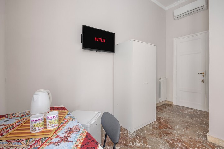 Room 17 of 68