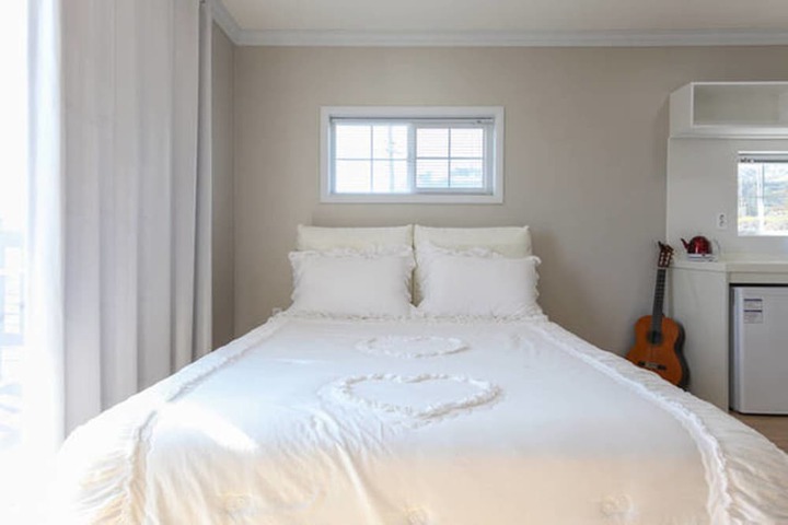 Room 15 of 73