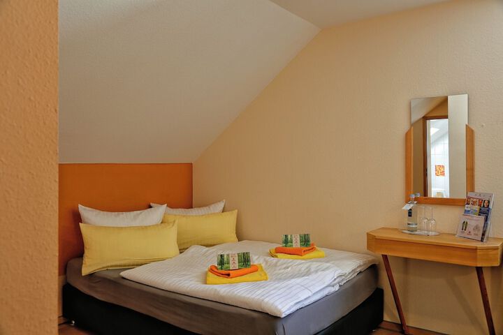 Room 17 of 209