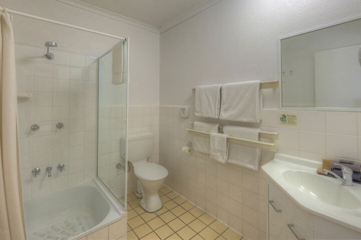 Bath Interior