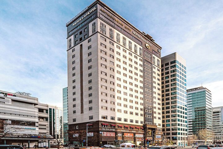 Yeoksam Artnouveau City Hotel and Residence in Seoul