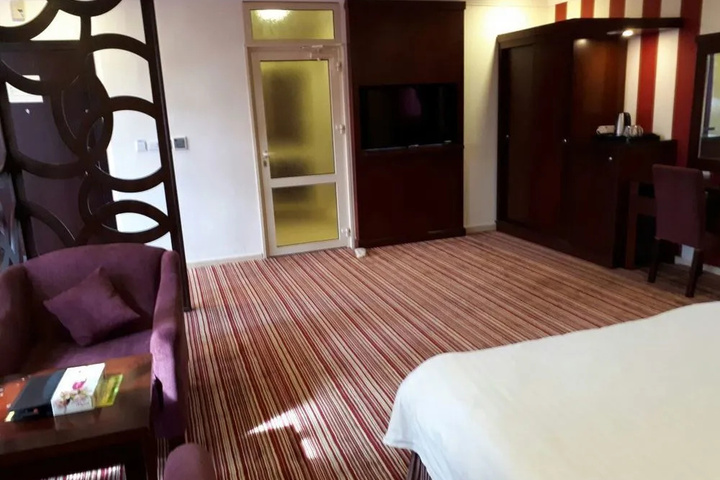 guest_rooms