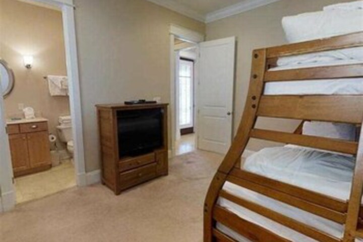 Room 54 of 60