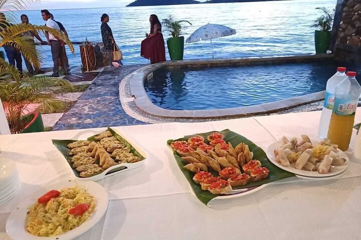 Dining 66 of 84
