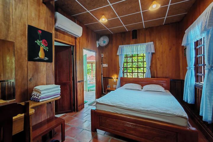 Room 46 of 98
