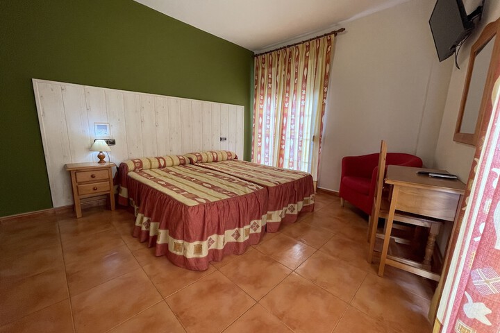 Room 5 of 46