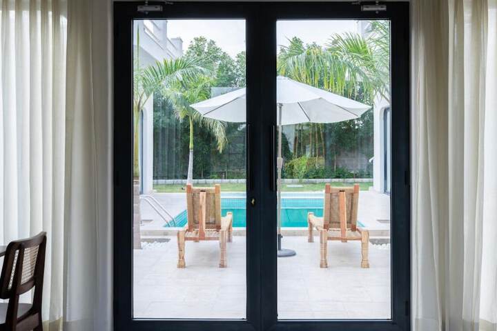 Pool 74 of 110