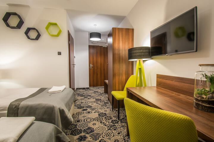 Room 21 of 73