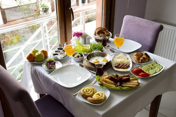 Breakfast/Coffee Service 66 of 86