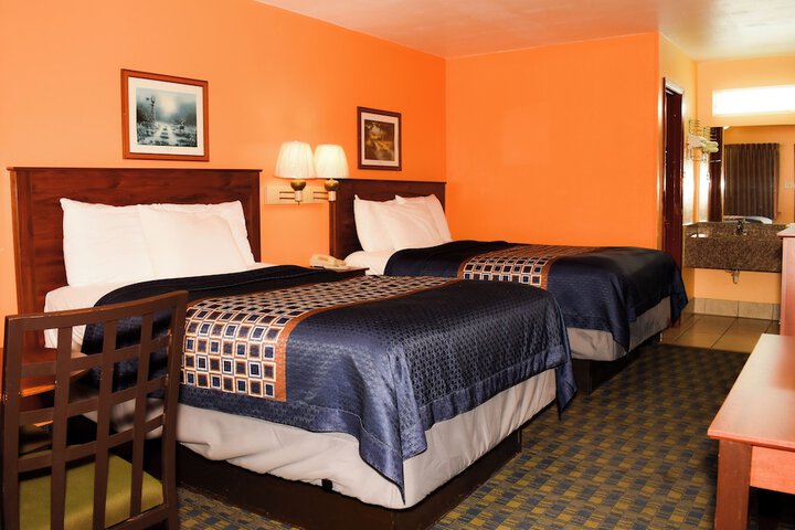 Room 7 of 36
