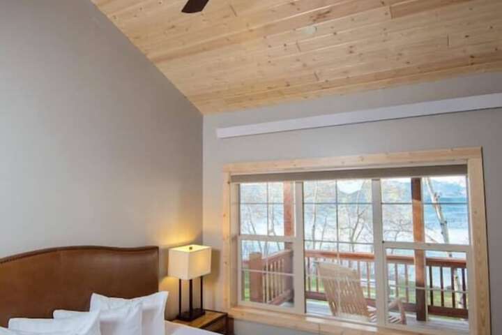 Room 4 of 39