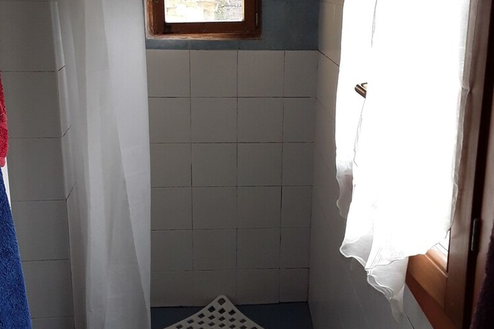 Room 21 of 66