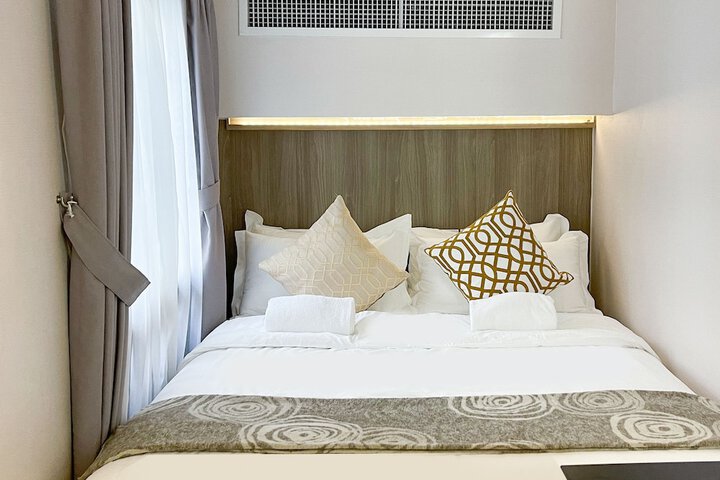 Room 55 of 180