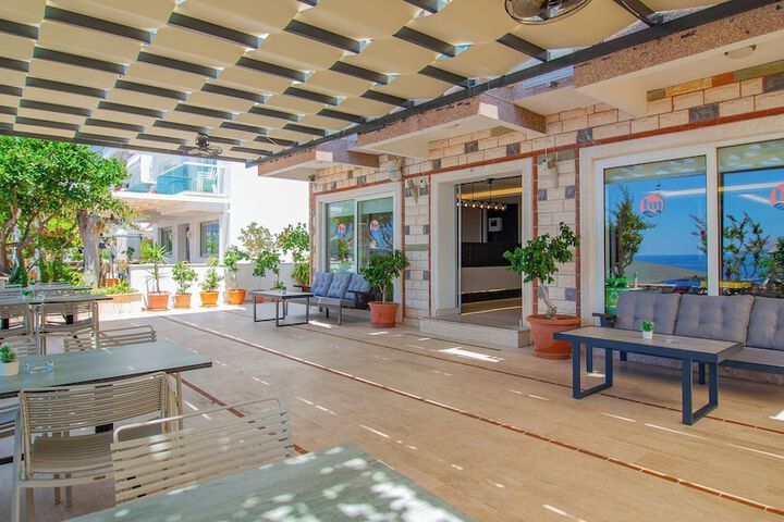 Hotel 45 of 68