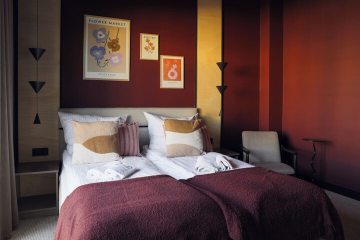 Room 38 of 66