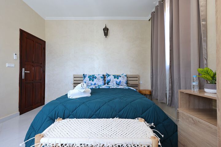 Room 12 of 36
