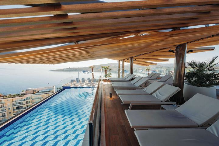 Pool 56 of 119