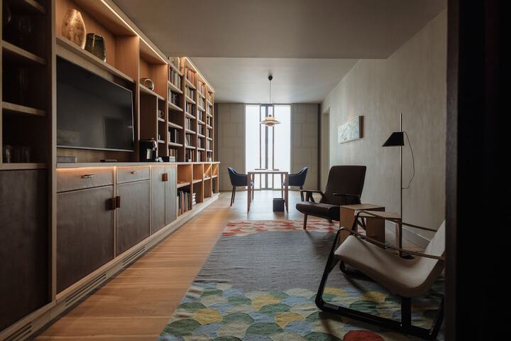 Room 64 of 128