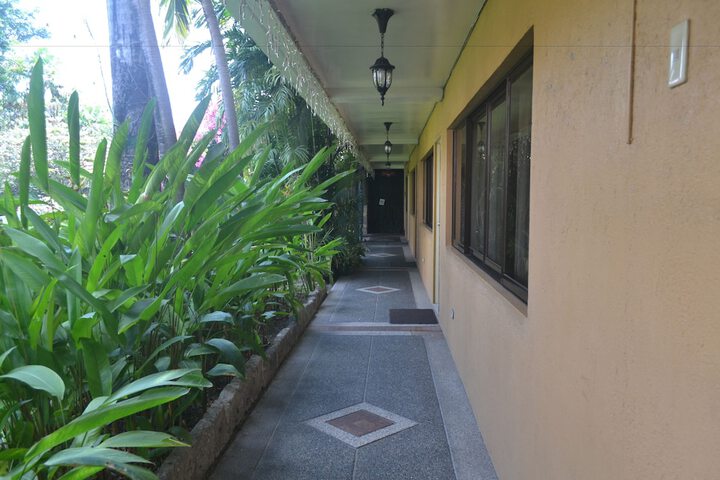 Ballroom/Hall 32 of 38