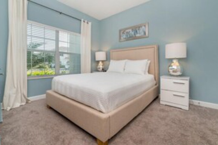 Room 22 of 26