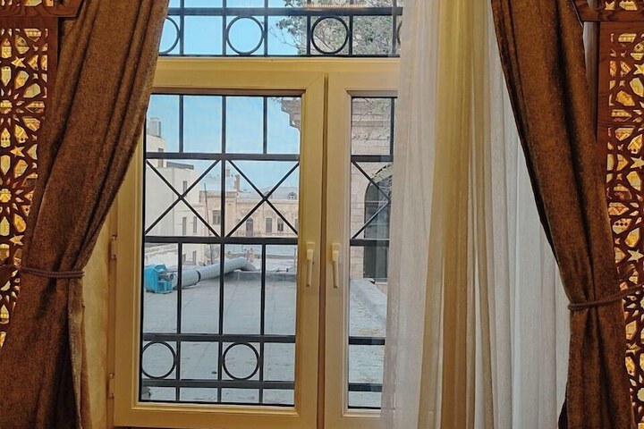 Room 78 of 140