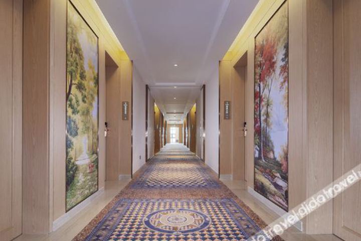 Hotel Interior 10 of 17