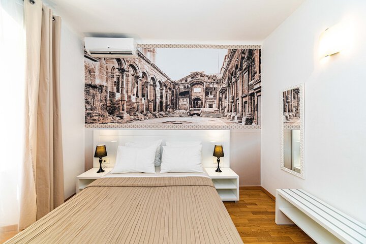Room 29 of 44