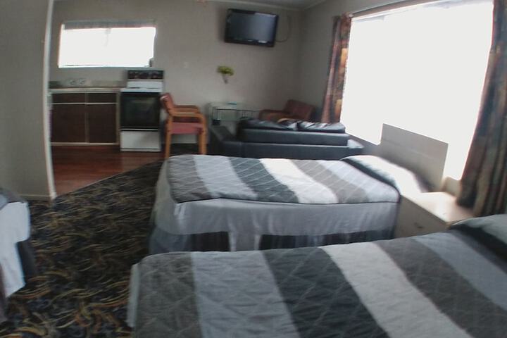 Room 5 of 22