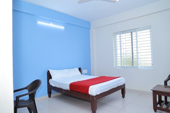 Room 4 of 10