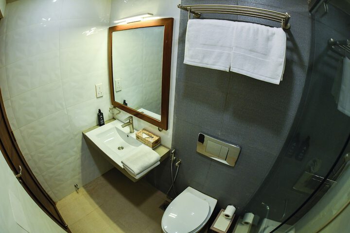 Room 129 of 171