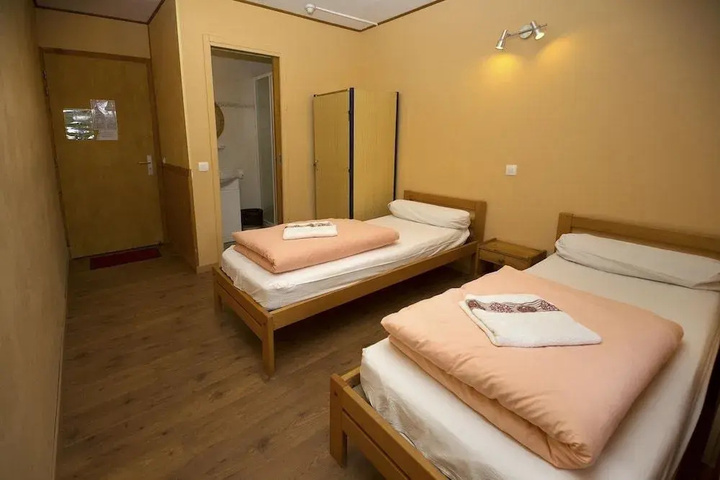 Room 6 of 23