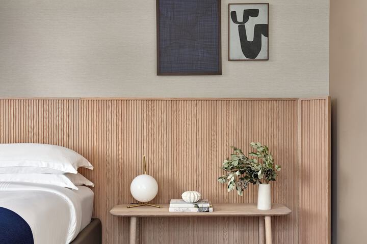 Room 22 of 120