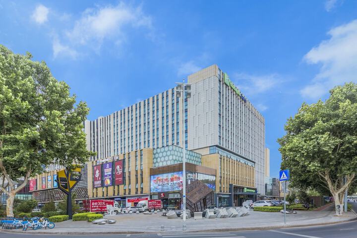 Hotel 66 of 66