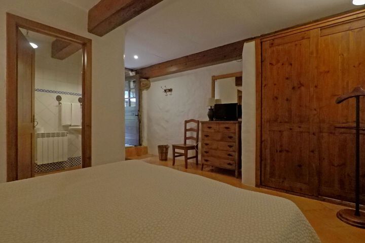 Room 12 of 78