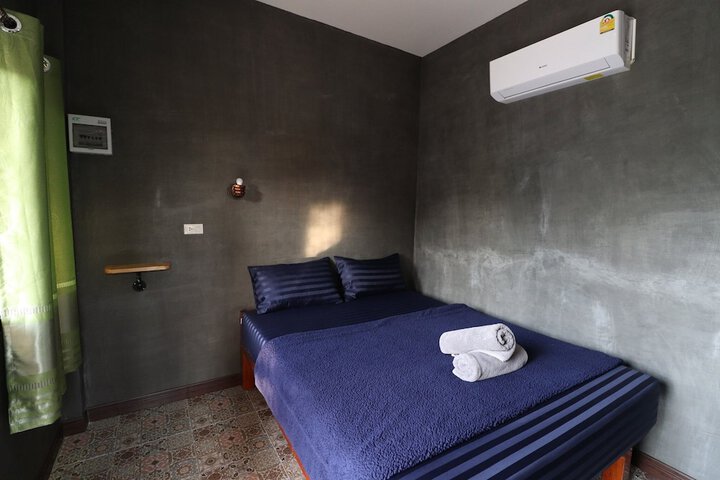 Room 16 of 43
