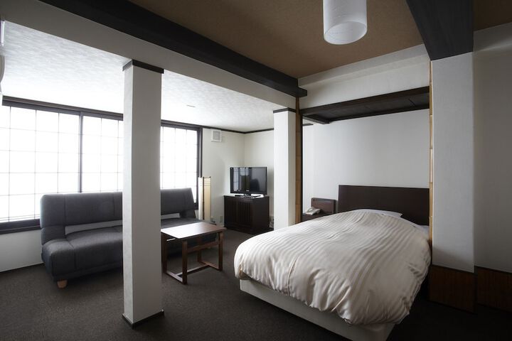 Room 10 of 59
