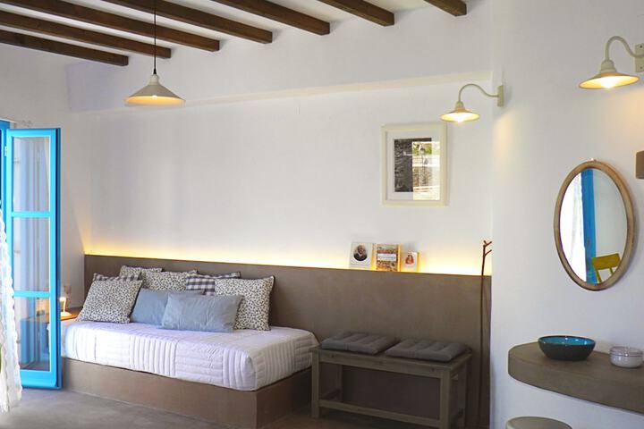 Room 28 of 71