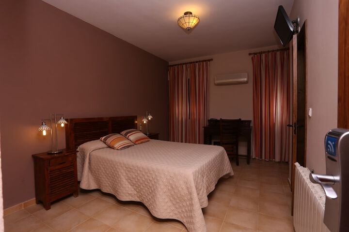 Room 8 of 46