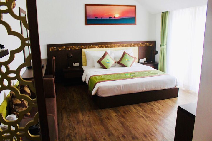 Room 30 of 140