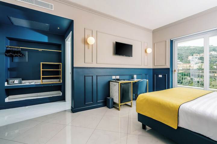 Room 59 of 211