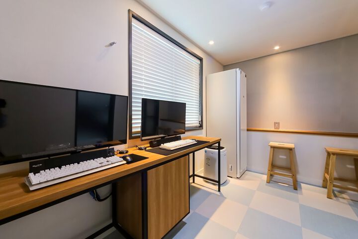 Room 41 of 60