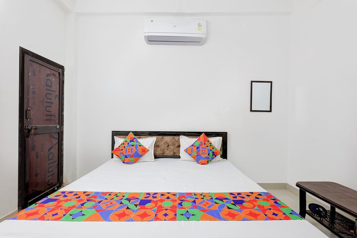 Room 21 of 27