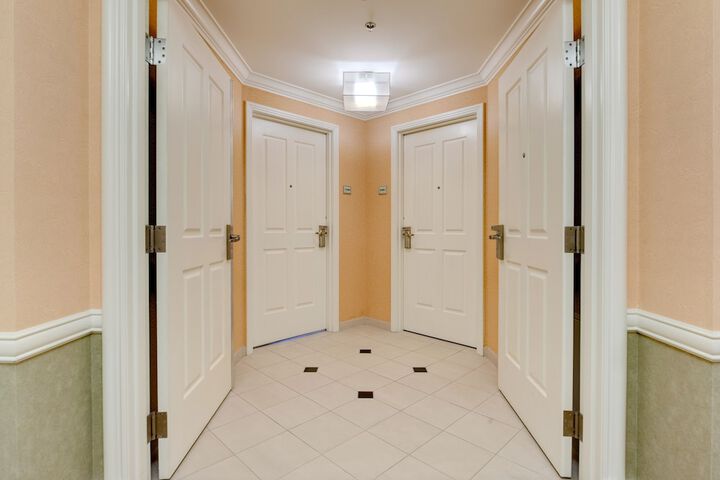 Room 26 of 438