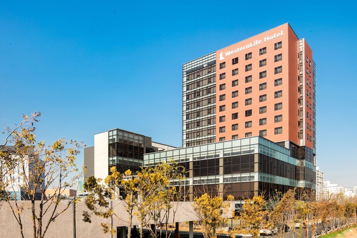 Exterior Photo