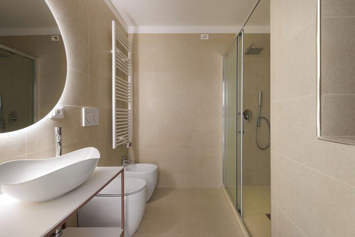 Room 15 of 39