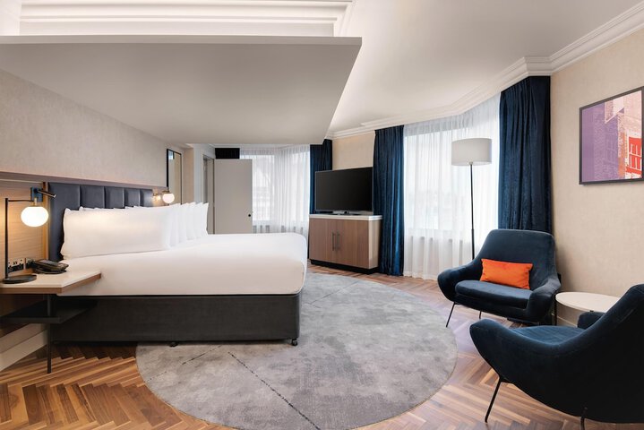Room 47 of 131