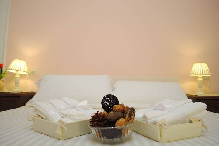 Room 4 of 26