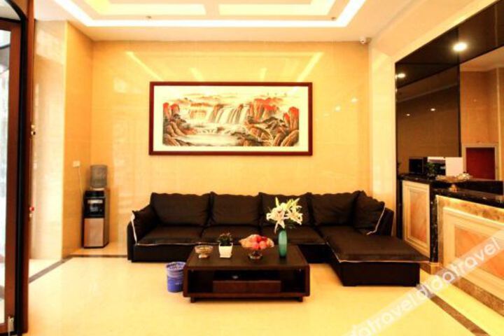 Hotel Interior 20 of 29