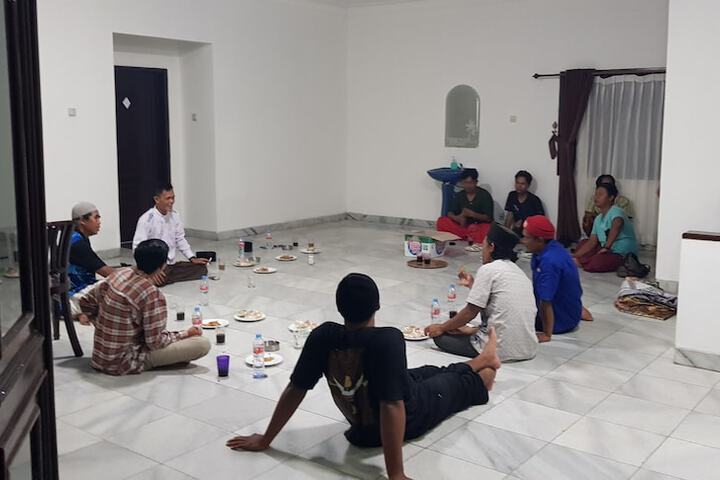Room 16 of 34